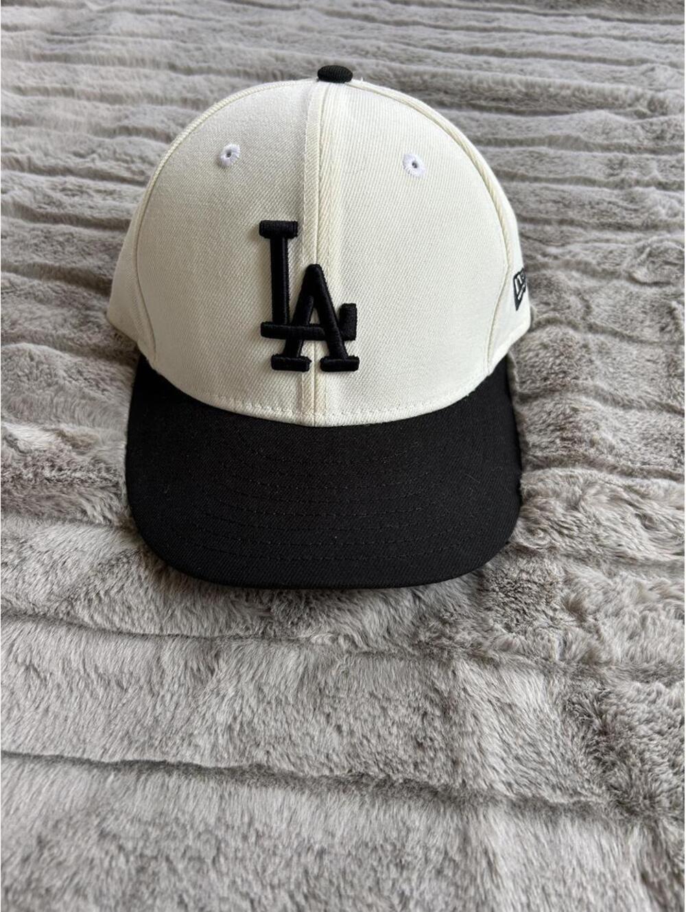 New Era Men's White and Cream Hat